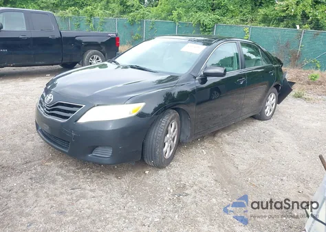 2011 Toyota Camry Se/Le/Xle z USA, uszkodzony, nr VIN 4T1BF3EK4BU197894